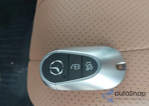 2024 Mercedes-Benz E 350 z USA, uszkodzony, nr VIN W1KLF4HBXRA075777